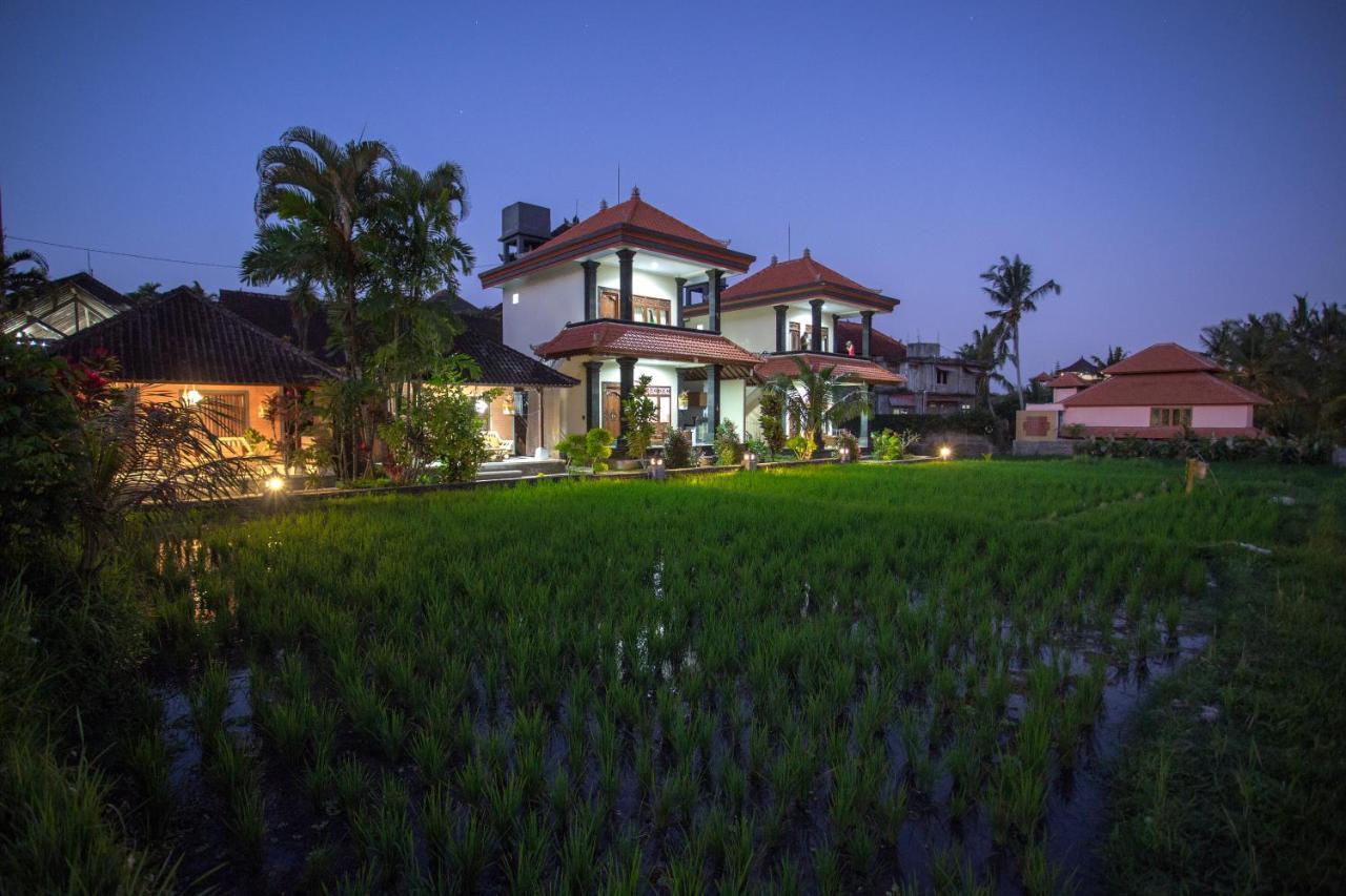 Puji Hostel And Bungalow Ubud Экстерьер фото